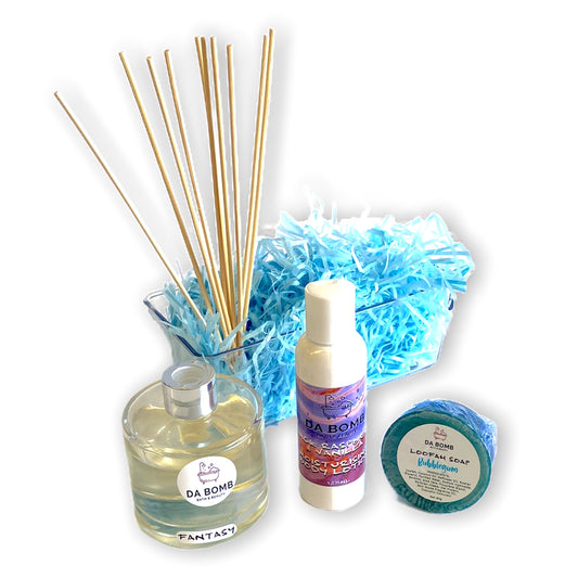 LOTS OF LOVE GIFT HAMPER