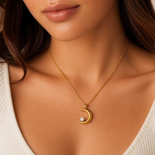ETERNAL LOVE NECKLACE - 18CT GOLD PLATED STEEL