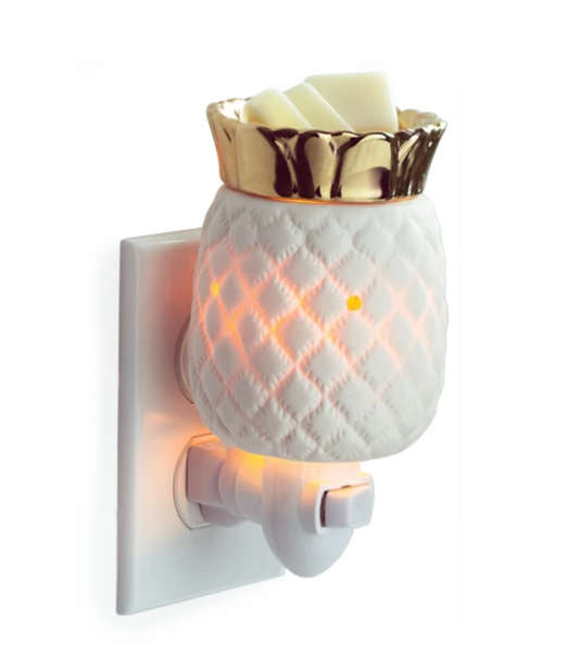 ** PRE-SALE ** PINEAPPLE PLUGGABLE WARMER