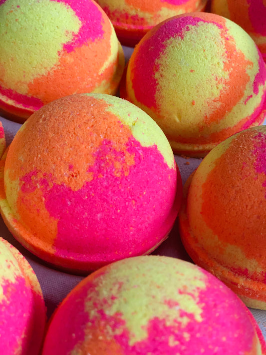 FROOT LOOPS BATH BOMB